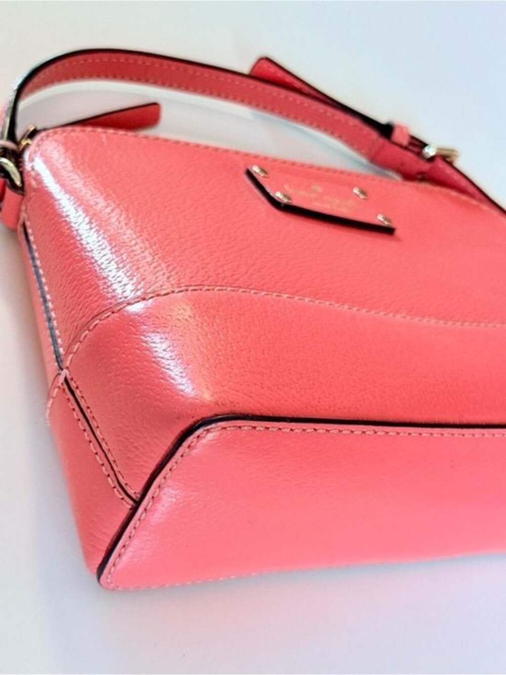 Kate Spade New York Wellesley Hanna Crossbody Handbag - Picture 3 of 9